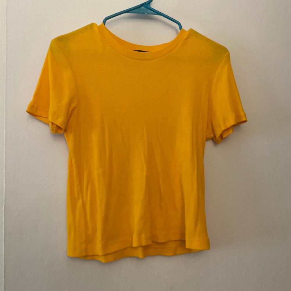 Zara Yellow Crewneck Short Sleeve Tee